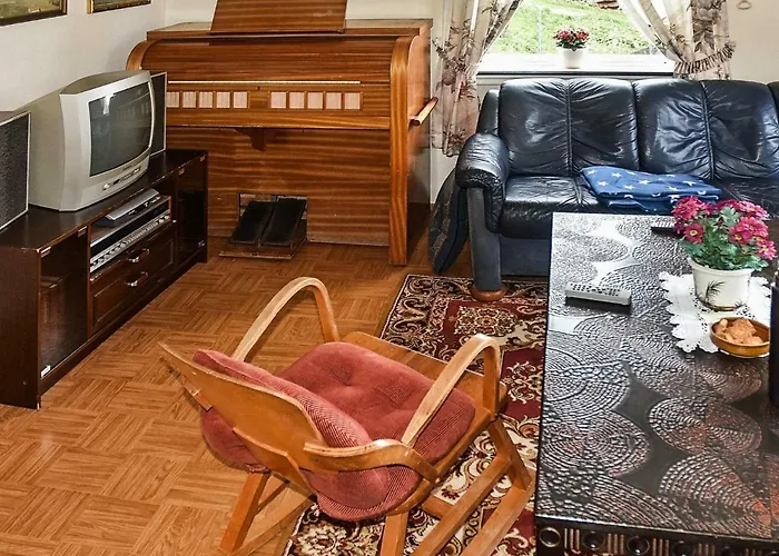 8 Person In Finnas Vakantiehuis