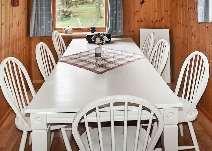 Vakantiehuis 8 Person In Finnas *