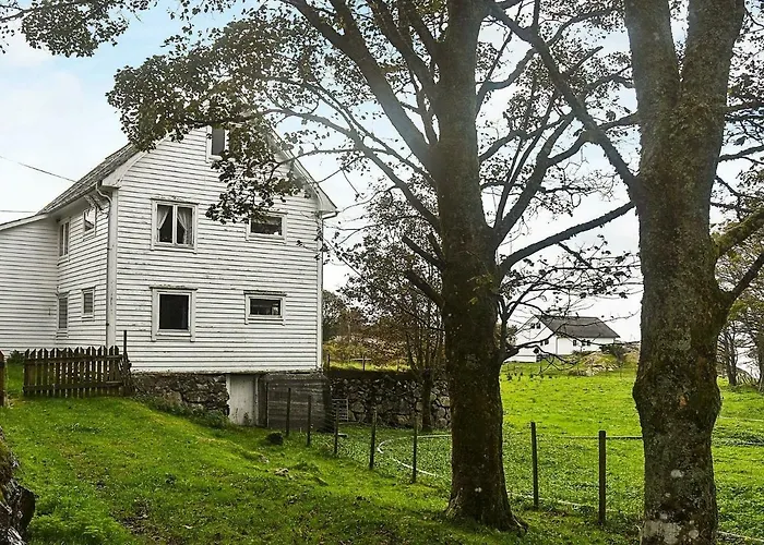 Vakantiehuis 8 Person In Finnas Vordnes